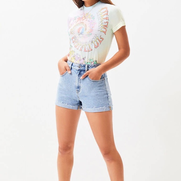 Acid Wash Pacsun Denim Mom shorts - Picture 3 of 3